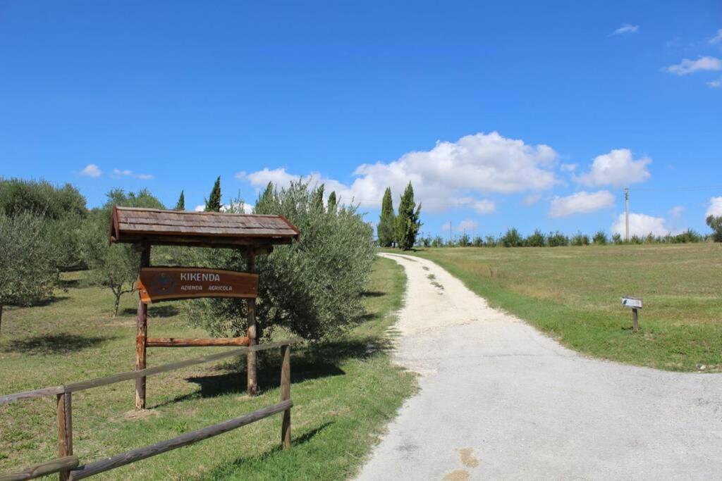 Casa Kikenda, Viaggio Nella Natura Treia Екстер'єр фото